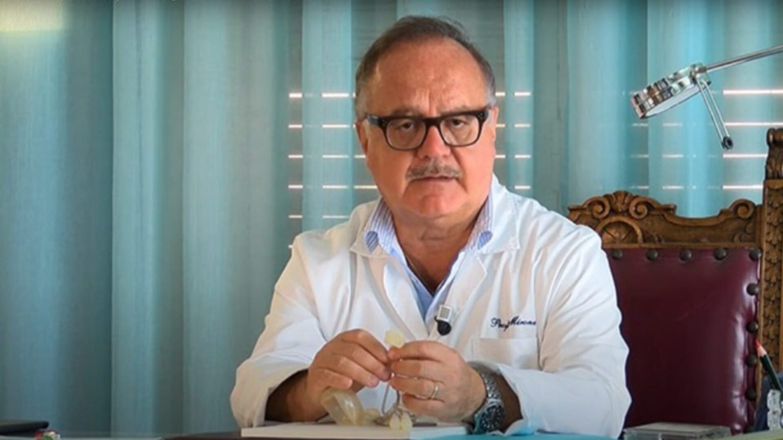 Caldo e coliche renali, l’urologo Mirone mette in guardia: “Ogni bicchiere d’acqua…” (1 / 2)