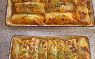 Mia figlia ha eletto questo piatto il suo nuovo preferito e ha subito detto: “Mamma, è più buono che al ristorante!”. È così facile da preparare, così succoso e così ricco di sapore che i piatti si svuoteranno in un attimo. Uno di quei piatti che si scoprono una volta… e poi si ricomincia a preparare ogni settimana! La ricetta è nei commenti. Se volete seguire le mie ricette, scrivete “sì”.