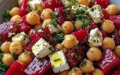 Insalata di ceci, barbabietola rossa e feta con vinaigrette all’aglio e limone