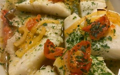 Baccalà con patate, pomodorini e cipolle