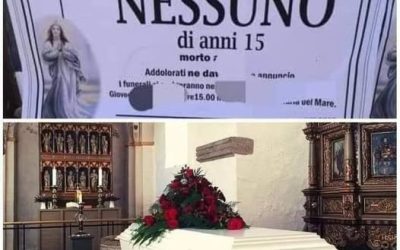 💔 Muore a 15 anni, l’umiliazione anche dopo morto. Sul manifesto funebre hanno p…Altro.