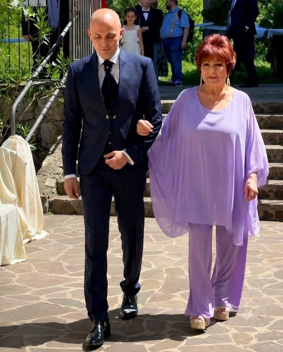 Il figlio di Orietta Berti si è sposato con la fi…Altro…