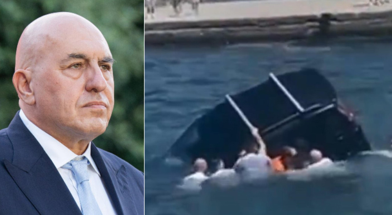Sbaglia manovra e finisce con l’auto in mare: “4… (1 / 2)