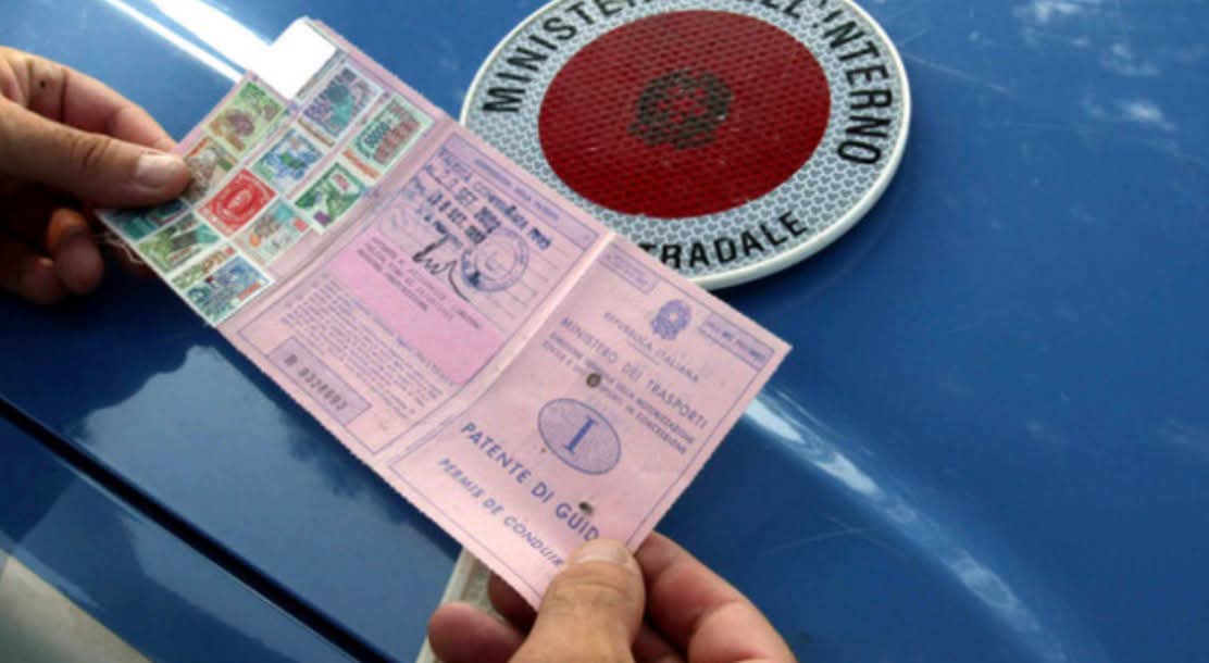 Sospensione immediata della patente: la nuova normativa (1 / 2)