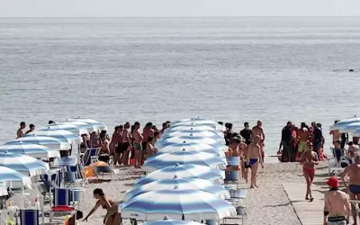 Italia, giornata nera in spiaggia: ci sono decessi (2 / 2)