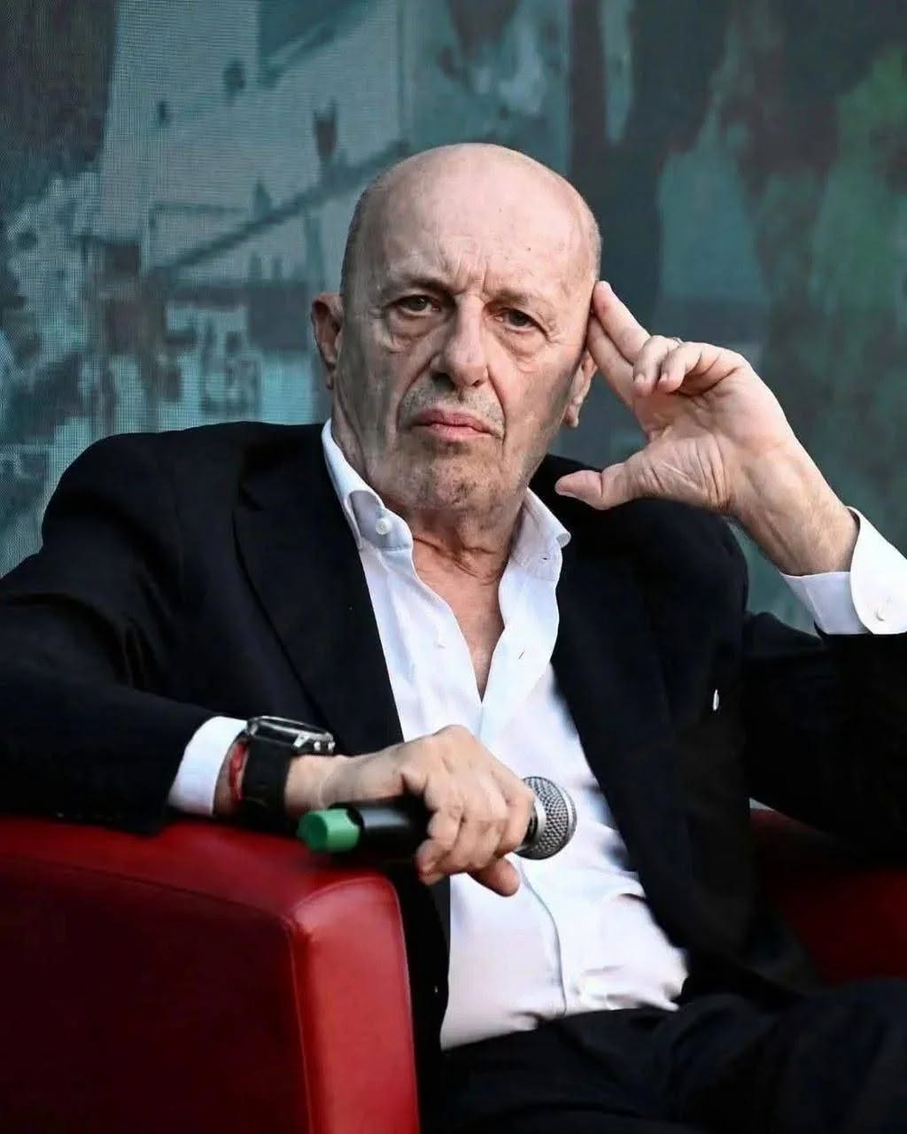 “È morto”. Alessandro Sallusti, gravissimo lutto poco f…Altro…